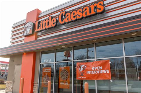 Today, <b>Little Caesars</b> is the third largest pizza chain in the world, with stores in each of the 50 U. . Little ceasarscom